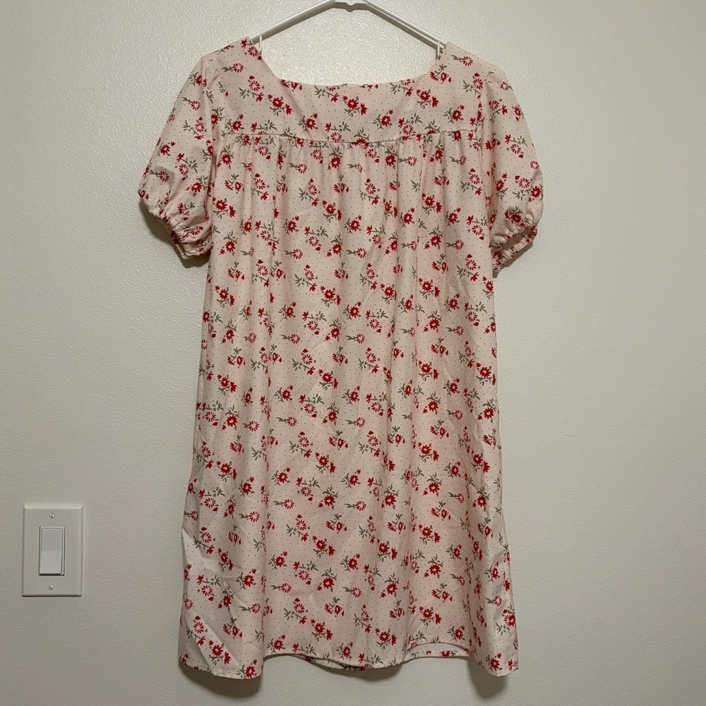 SHEIN Women’s Ivory & Red floral Square Neck Button Up Dress Size Small Mini - Picture 7 of 10